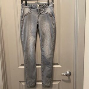 CAbi Gray Skinny Jeans | Distressed | Size 4 | Zipper Detail